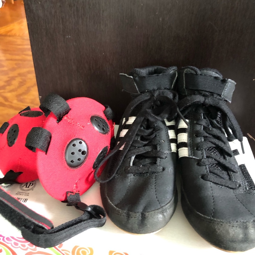 Little kids adidas wrestling shoes and headgear. Size 13.